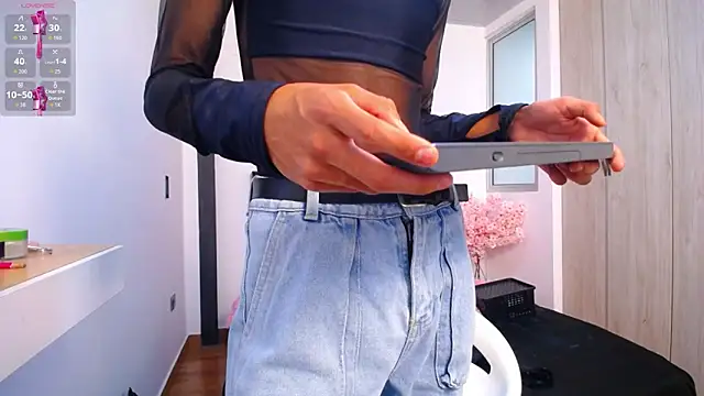 abigail f00x online show from February 2026 12:45:01 PM