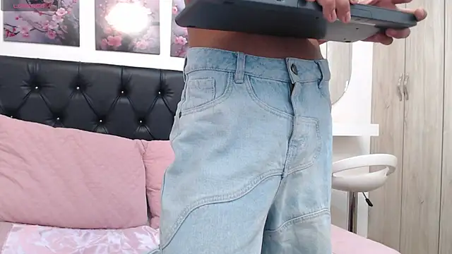 abigail f00x online show from March 2026 12:38:01 PM