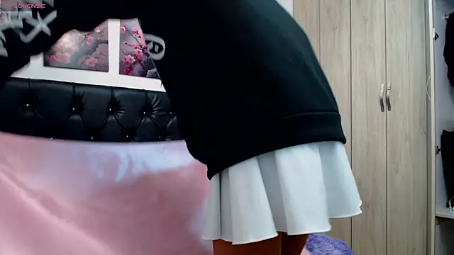 abigail f00x online show from March 2026 12:40:01 PM