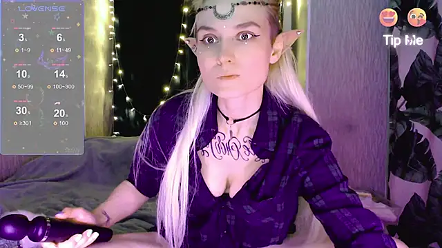 Snapshot of mischellemeow13 chatting on September 2025 06:13:01 PM mischellemeow13 online show from September 2025 06:13:01 PM