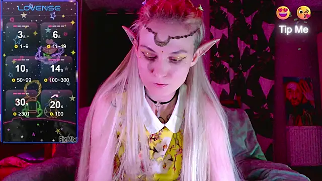 Snapshot of mischellemeow13 chatting on October 2025 08:28:01 PM mischellemeow13 online show from October 2025 08:28:01 PM