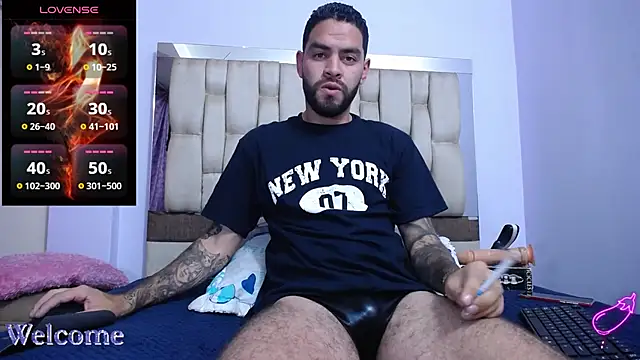 akeemdavid 05 online show from October 2025 10:44:01 PM