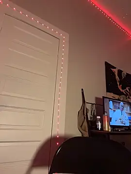 loveluna8 online show from December 2025 10:25:01 AM