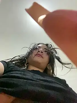 mysteriousgirl20 online show from April 2026 11:06:01 PM