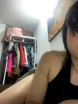 Snapshot of mysteriousgirl20 chatting on December 2024 06:26:02 AM mysteriousgirl20 online show from December 2024 06:26:02 AM