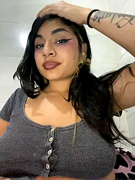 Snapshot of mysteriousgirl20 chatting on November 2025 04:11:01 PM mysteriousgirl20 online show from November 2025 04:11:01 PM