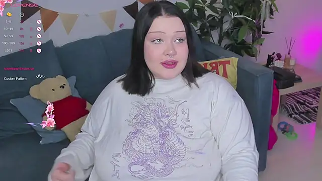 LilyBelll online show from September 2025 04:57:02 PM