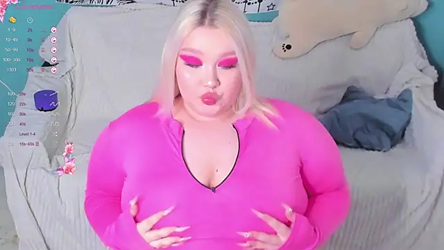 LilyBelll online show from January 2025 05:05:02 PM