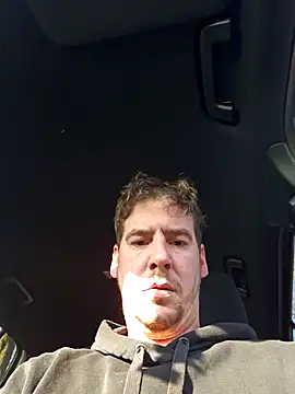 Snapshot of Titanhoott chatting on December 2024 12:45:02 PM Titanhoott online show from December 2024 12:45:02 PM