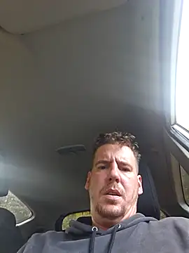 Snapshot of Titanhoott chatting on October 2025 10:36:01 AM Titanhoott online show from October 2025 10:36:01 AM