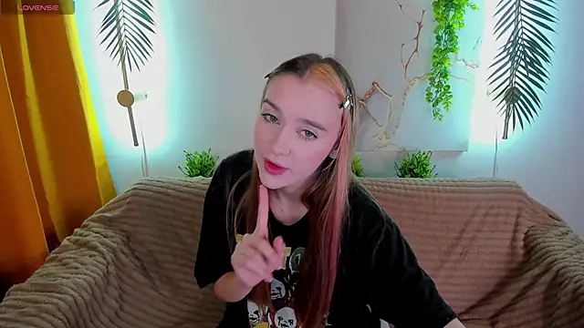 Lesi Moonie01 online show from September 2025 07:20:01 AM