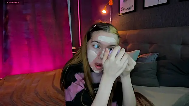 Lesi Moonie01 online show from September 2025 07:48:02 AM