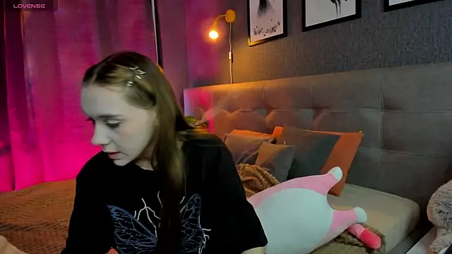 Lesi Moonie01 online show from December 2025 09:30:02 AM