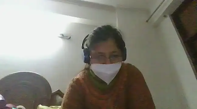 cutiecatty21 online show from December 2024 02:13:01 PM