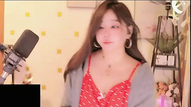 Missy Nana21 online show from February 2026 02:36:02 PM