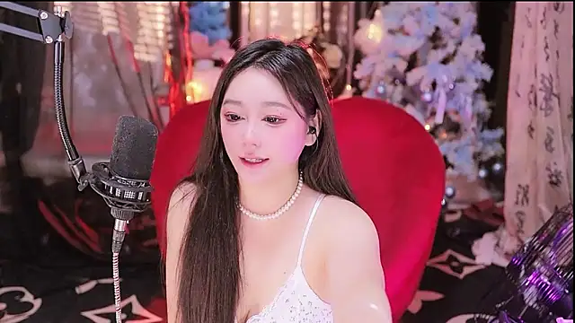 Snapshot of Missy_Nana21 chatting on October 2025 03:57:02 PM Missy Nana21 online show from October 2025 03:57:02 PM