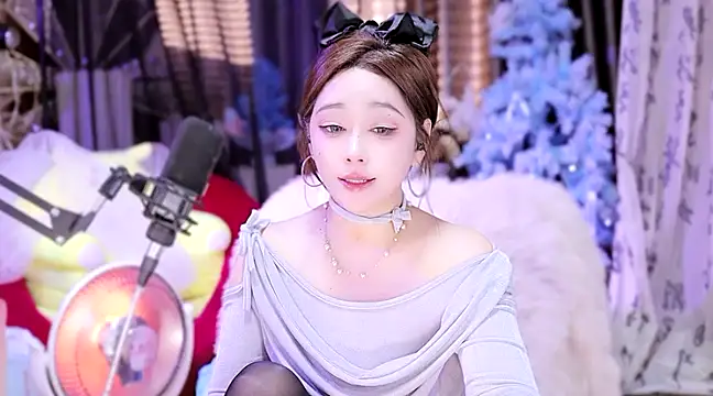 Snapshot of Missy_Nana21 chatting on February 2025 07:32:02 PM Missy Nana21 online show from February 2025 07:32:02 PM