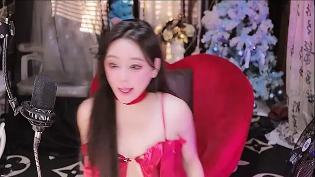 Snapshot of Missy_Nana21 chatting on October 2025 04:08:01 PM Missy Nana21 online show from October 2025 04:08:01 PM
