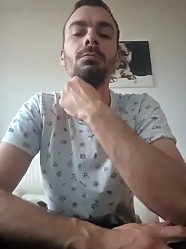 Snapshot of Bigone_Cro chatting on November 2025 02:22:01 PM Bigone Cro online show from November 2025 02:22:01 PM