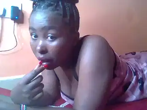 Moonfades online show from January 2025 09:58:01 PM