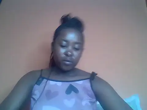 Moonfades online show from January 2026 05:12:02 AM