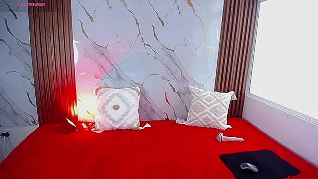 Snapshot of AdelyGinn chatting on October 2025 02:18:02 PM AdelyGinn online show from October 2025 02:18:02 PM