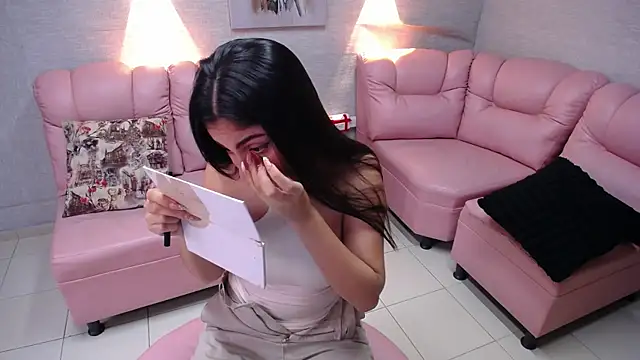 Alaya cute online show from October 2025 09:37:01 PM