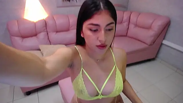 Alaya cute online show from February 2026 09:48:02 PM