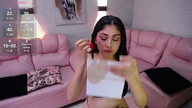 Alaya cute online show from October 2025 08:32:02 PM