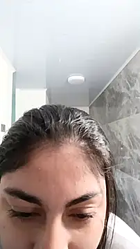 Alaya cute online show from January 2026 06:02:02 PM