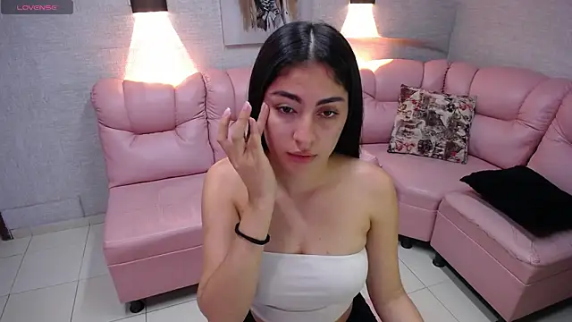 Alaya cute online show from October 2025 10:33:01 PM