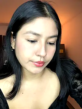 Snapshot of EmmaRossem chatting on December 2025 07:46:01 PM EmmaRossem online show from December 2025 07:46:01 PM