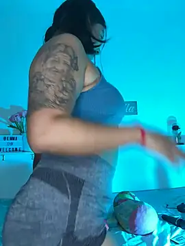 EmmaRossem online show from October 2025 07:50:01 PM