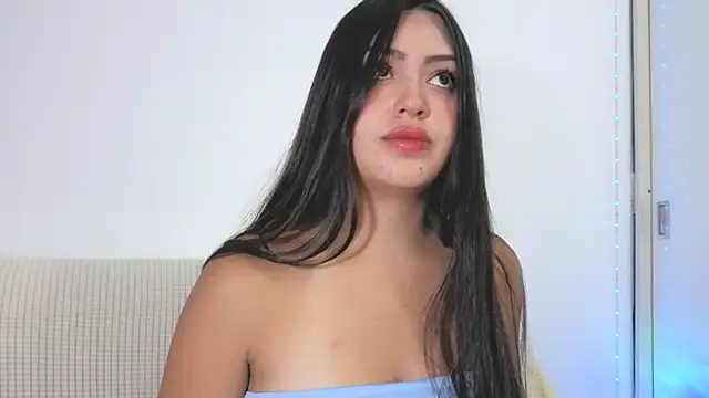 Sweet-Sophiee online show from January 2026 03:43:02 AM