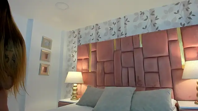 AmbarSantany online show from November 2025 11:16:02 PM