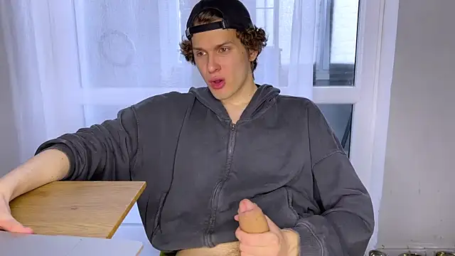 alyx garden online show from April 2026 10:50:02 AM