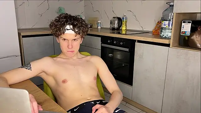 Snapshot of alyx_garden chatting on March 2026 01:40:02 PM alyx garden online show from March 2026 01:40:02 PM