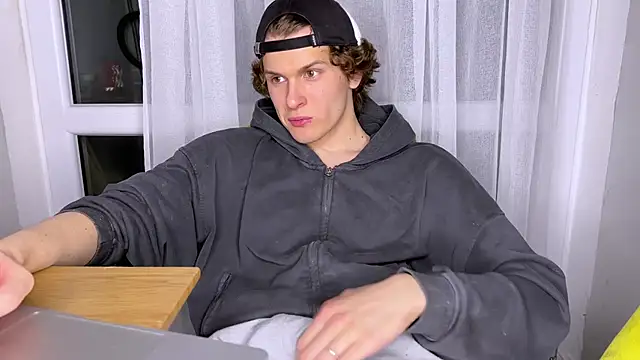 alyx garden online show from April 2026 08:20:02 PM