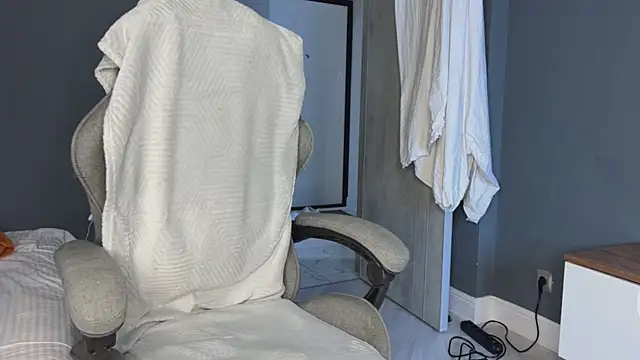 Snapshot of alyx_garden chatting on February 2025 09:36:01 AM alyx garden online show from February 2025 09:36:01 AM