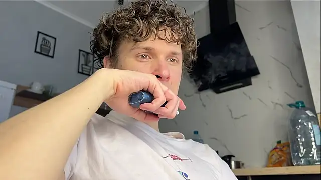 Snapshot of alyx_garden chatting on February 2026 10:26:01 AM alyx garden online show from February 2026 10:26:01 AM