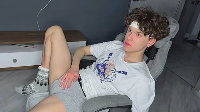 Snapshot of alyx_garden chatting on February 2025 05:53:01 PM alyx garden online show from February 2025 05:53:01 PM