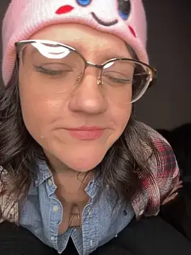 Snapshot of Kinkbitch25 chatting on January 2025 12:00:01 AM Kinkbitch25 online show from January 2025 12:00:01 AM