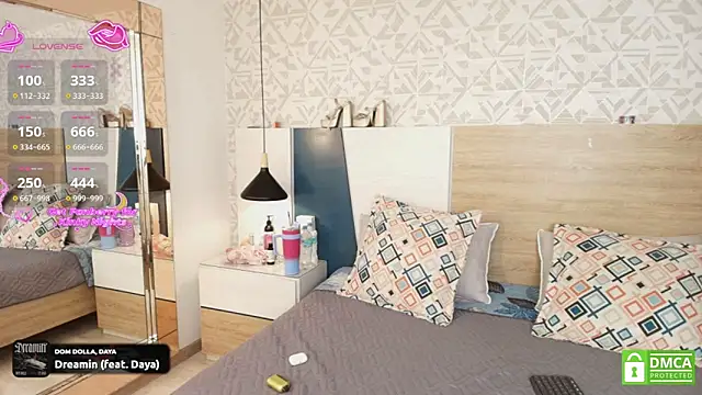 Megansttein  online show from November 2025 07:28:01 PM