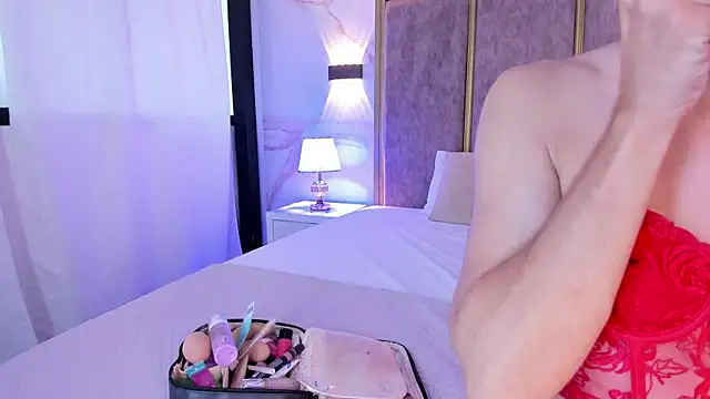 MaxiRogers online show from December 2025 12:22:02 PM