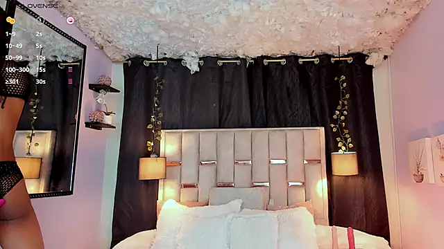 Nathan Smith  online show from October 2025 07:46:02 PM