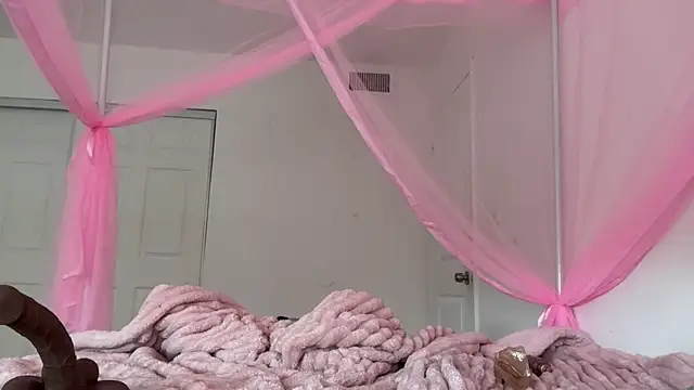 shandiloveslemonss online show from December 2025 05:36:01 PM