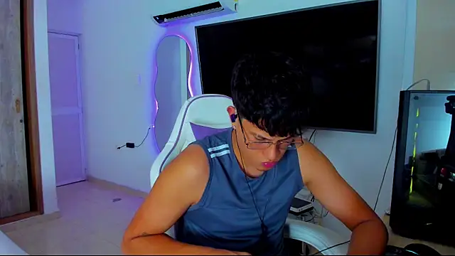 Snapshot of kittyandrick chatting on November 2025 12:03:02 AM kittyandrick online show from November 2025 12:03:02 AM