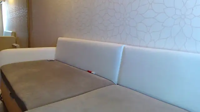 LeggyLover90 online show from February 2025 12:06:02 PM