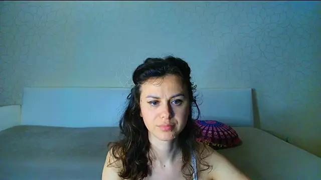 Snapshot of LeggyLover90 chatting on May 2026 02:47:01 PM LeggyLover90 online show from May 2026 02:47:01 PM