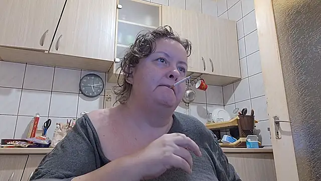 melissaBlessing online show from October 2025 02:12:01 AM